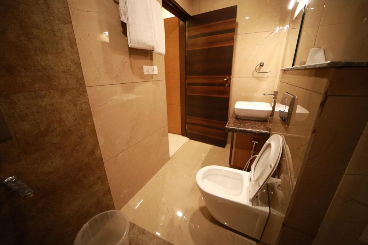 Hotel Neerja Inn Divisione di Divisione di Jaipur Esterno foto